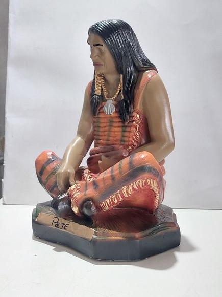 Caboclo Pajé Imagem Xamã Rompe Mato Sentado Pajé