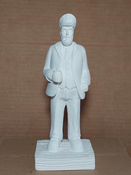 Capitão do Mar Escultura em Gesso Cru