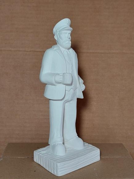 Capitão do Mar Escultura em Gesso Cru