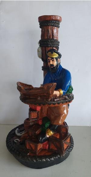 Capitão do Mar Imagem Capitão no Estaleiro do Navio