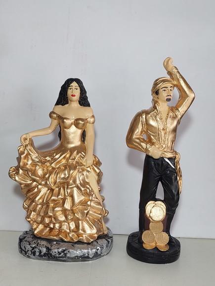 Casal de Ciganos Cigana do Ouro + Cigano do Ouro Milionário