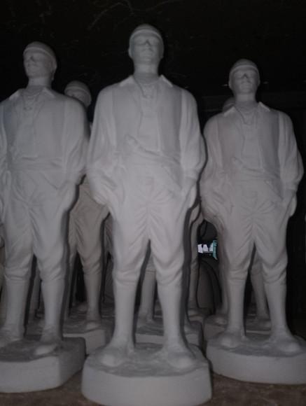 Cigano Ramon Imagem Cigano Carlos Escultura em Gesso Cru