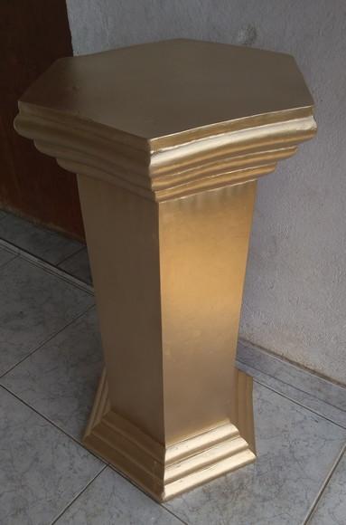 Coluna Hexagonal Escultura Grande com 80cm de Altura