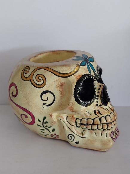 Cranio Caveira La Muerte com Local para Colocar Vela 7 Dias
