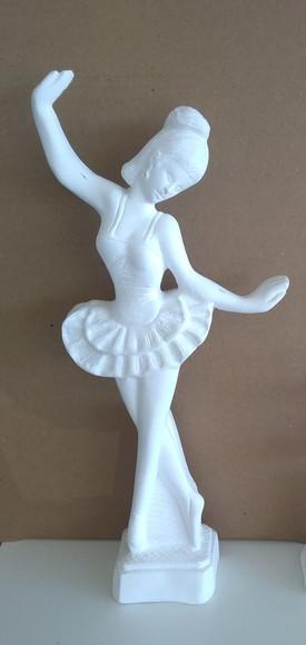 Escultura Bailarina Imagem em Gesso Cru para Pintar