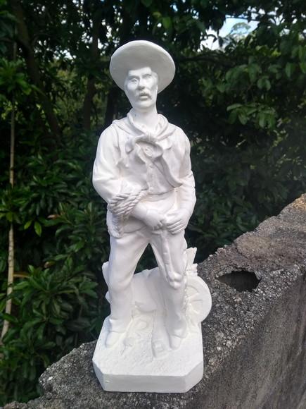 Escultura Boiadeiro em Gesso Cru para Pintar Como Desejar