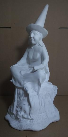 Escultura Bruxa Ravengar Imagem em Gesso Cru para Pintar