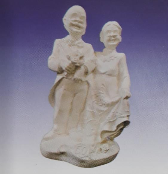 Escultura Casal de Velhinhos Noivinhos para Pintar em Gesso