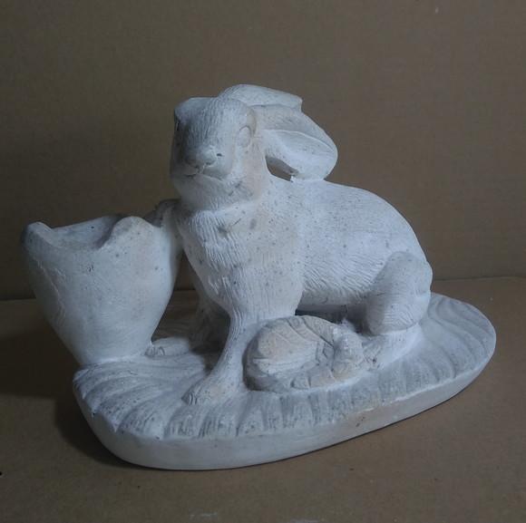 Escultura Coelho Folha Imagem em Gesso Cru para Pintar