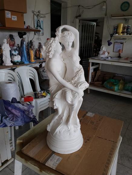 Escultura em Gesso Romeu e Julieta Grande 70cm