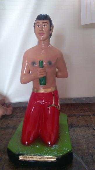 Escultura Exu Tiriri Ajoelhado Imagem Titi Grande em Gesso