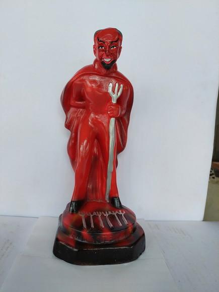 Escultura Exu Sete Garfos Imagem 100% em Gesso Puro Natural