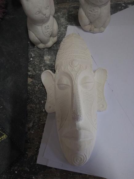 Escultura Mascara de Ogum Imagem em Gesso Cru