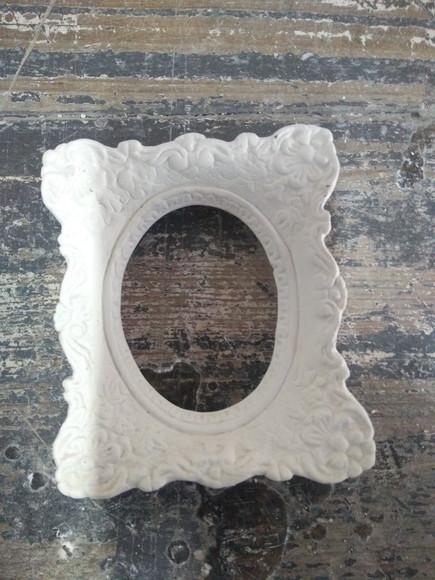 Escultura Moldura Oval de Parede em Gesso Cru para Pintar