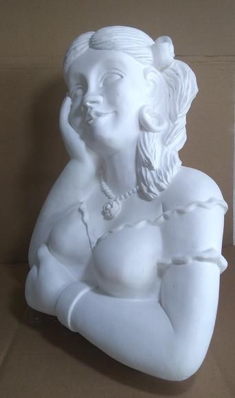 Escultura Namoradeira Bia Imagem Namoradeira Grande em Gesso