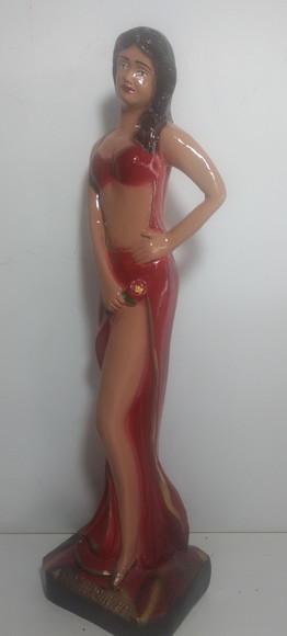 Escultura Pomba Gira Rosinha Imagem 100% Gesso Natural 35cm