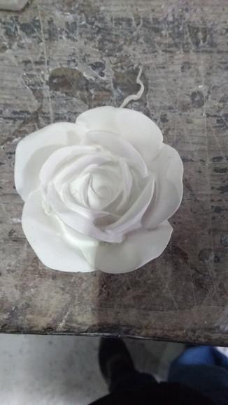 Escultura Rosa Imagem Rosa em Botão Aberta