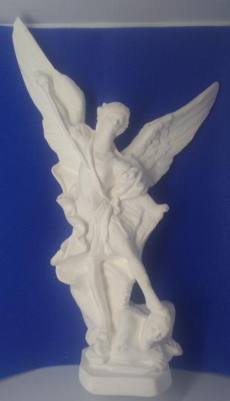 Escultura São Miguel Arcanjo Imagem Anjo São Miguel