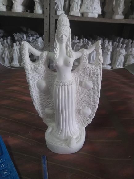 Escultura Yemanja Imagem Iemanjá dos Orixás em Gesso Cru