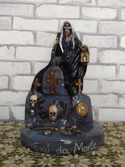 Exu da Morte Imagem Exu João Caveira Cemitério das Almas