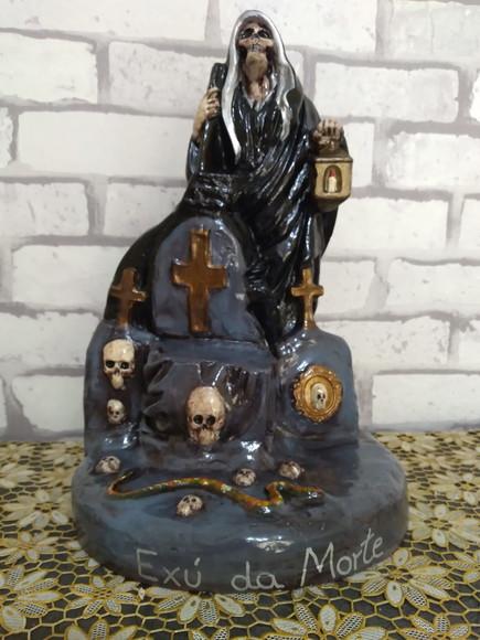 Exu da Morte Imagem Exu João Caveira Cemitério das Almas