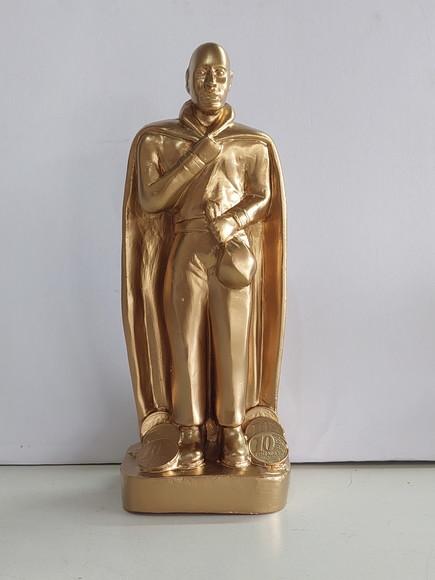 Exu do Ouro Imagem Exu do Ouro Todo em Dourado