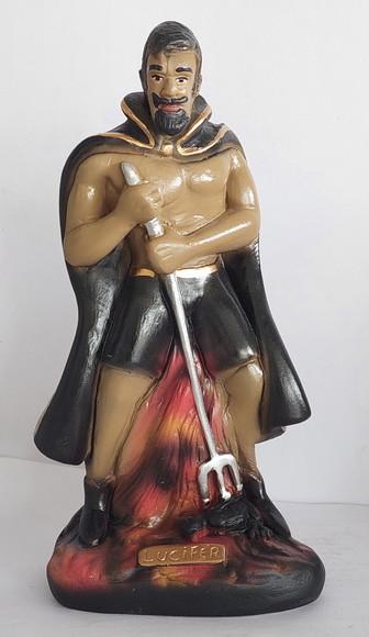 Exu Lúcifer Imagem Lúcifer com Capa Exu