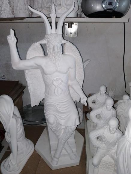 Imagem Baphomet Exu Belzebu Escultura Bafomé em Gesso Cru 80