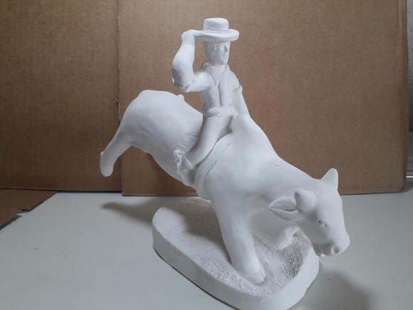 Imagem Boiadeiro Escultura em Gesso Cru para Pintar