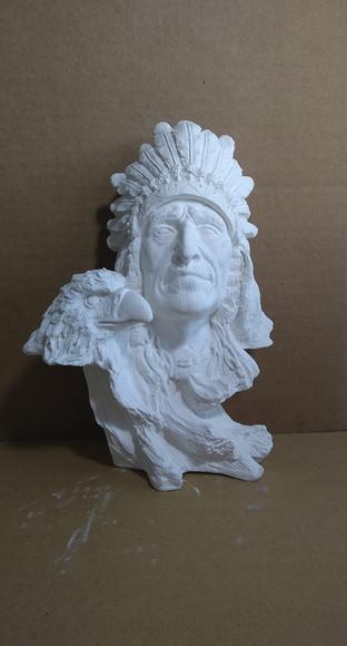 Imagem Busto de Índio Escultura em Gesso Cru para Pintar