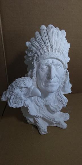 Imagem Busto de Índio Escultura em Gesso Cru para Pintar