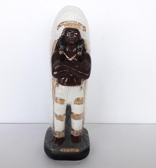 Imagem Caboclo Cacique em Pé Escultura Pode Ser Pena Branca