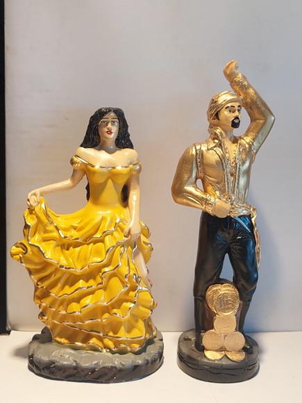 Imagem Casal de Ciganos do Ouro Cigano Vladimir Cigana Ouro
