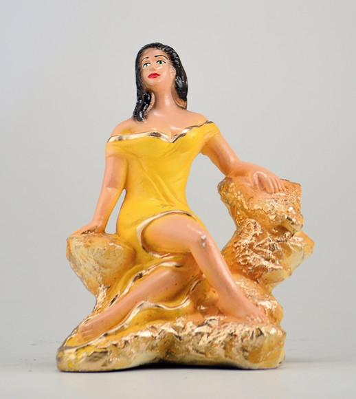 Imagem Cigana do Ouro Sentada Escultura em Gesso Natural