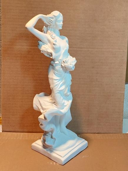 Imagem Cigana Sarita Escultura Cigana sem Nome em Gesso Cru