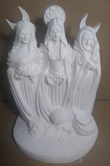 Imagem Deusa Tríplice Escultura Deusa Triplici em Gesso Cru