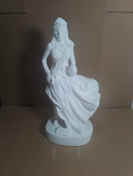 Imagem Egunitá Escultura Egunita Orixás do Candomblé Gesso