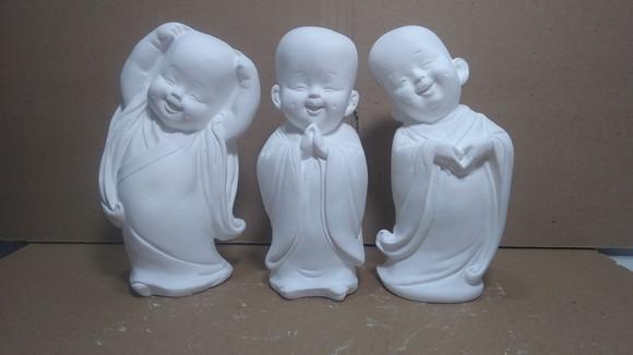 Imagem Monge Escultura Trio de Monges em Gesso Cru Budas