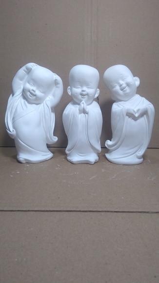 Imagem Monge Escultura Trio de Monges em Gesso Cru Budas