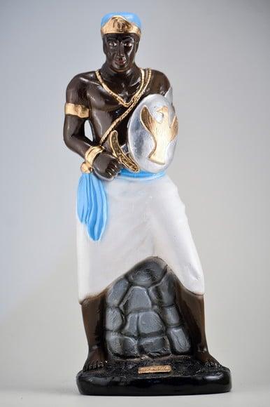 Imagem Oxaguian Escultura Orixá do Candomblé em Gesso