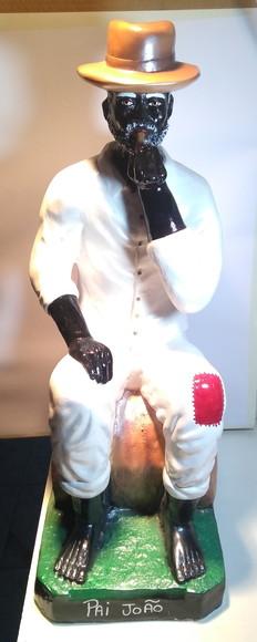 Imagem Preto Velho Pai João Escultura Grande com Chapéu 65cm
