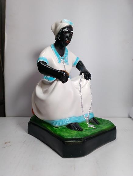 Imagem Vó Maria do Rosário Escultura Preta Velha do Rosário