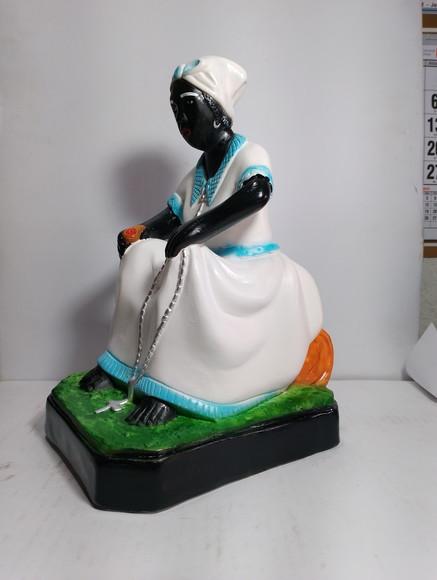 Imagem Vó Maria do Rosário Escultura Preta Velha do Rosário