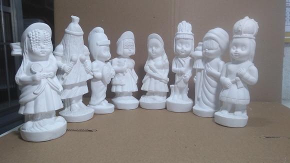 Kit com 8 Orixás Baby em Gesso Branco p/ Pintar Como Quiser