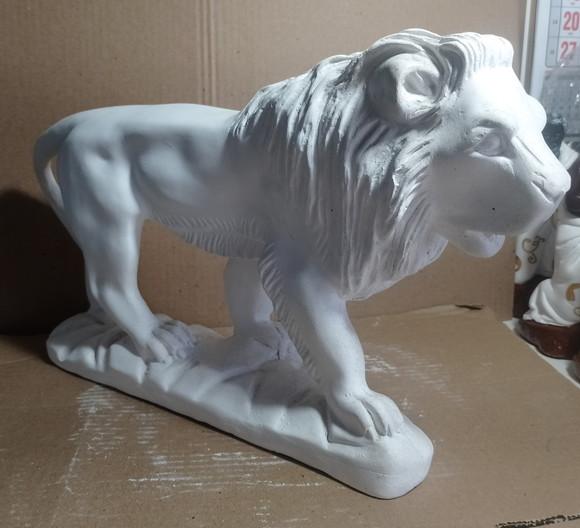 Leão Imagem Leão Rei da Selva Escultura em Gesso Cru