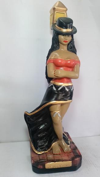 Maria Navalha no Poste Imagem Pomba Gira Dona Navalha Grande