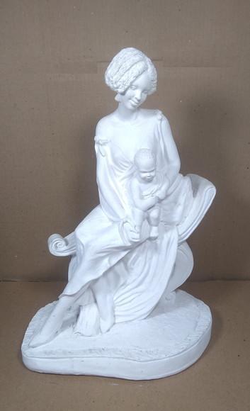 Negra do Divã Imagem Mulher c/ Criança Colo Escultura Gesso