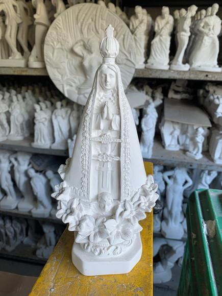 Nossa Senhora Aparecida 2 Imagem da Aparecida com 22cm Gesso