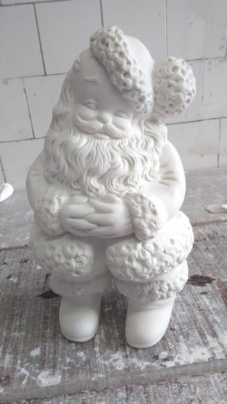 Papai Noel Escultura do Papai Noel em Gesso Cru 35cm