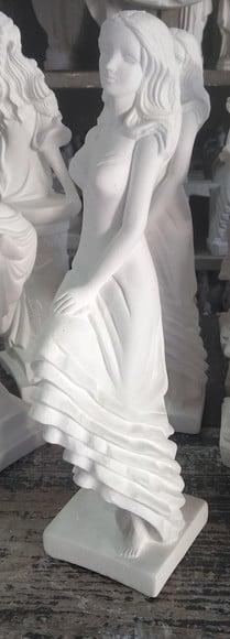 Pomba Gira Cigana 7 Saias Sentada Imagem Sete Saias Sentada